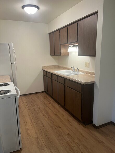 Photo is for illustrative purposes and may not reflect exact layout. - 1803 Stonebridge Rd