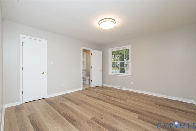 Building Photo - 609 Willomett Ave