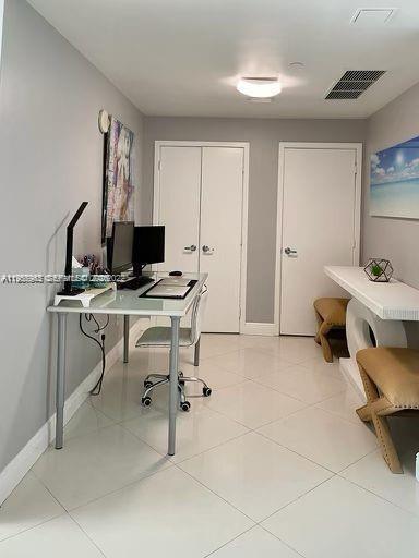 Building Photo - 888 Biscayne Blvd