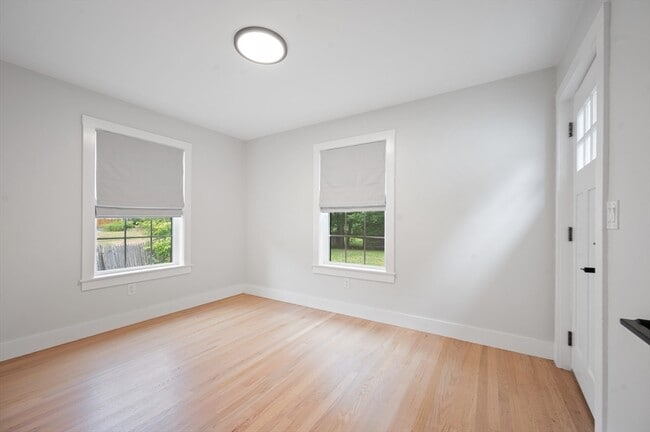 Building Photo - 19 Whitehorse Rd