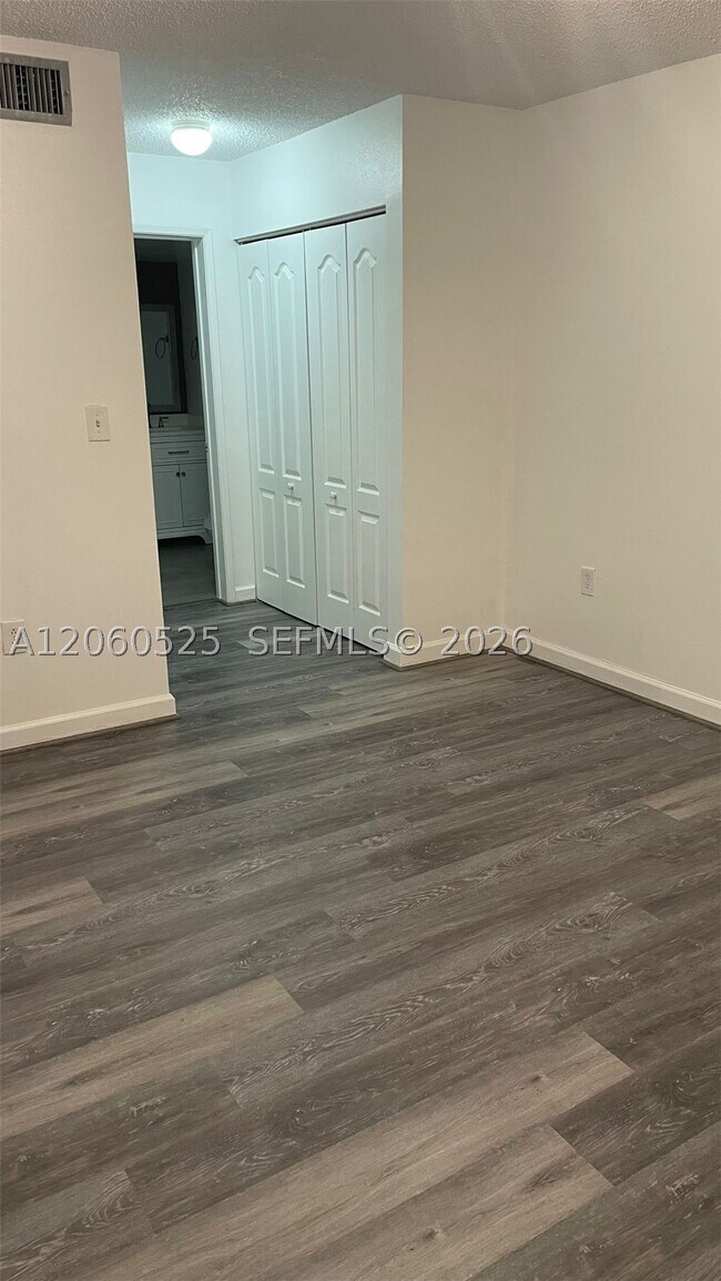 Building Photo - 9762 NW 47th Terrace