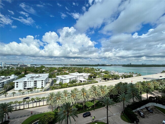 Building Photo - 10275 Collins Ave