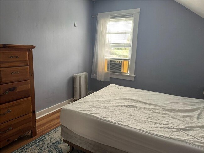 Building Photo - 23 Carey St