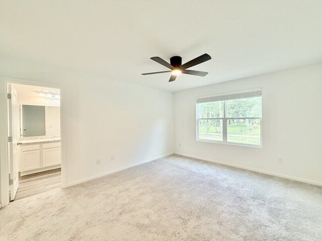 Building Photo - 38057 Elby Ln