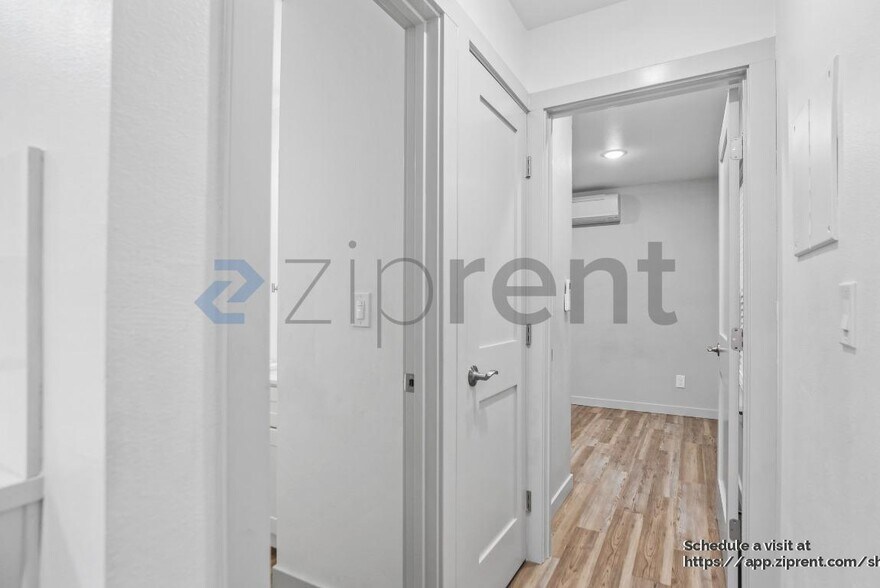 Building Photo - 3216 California St