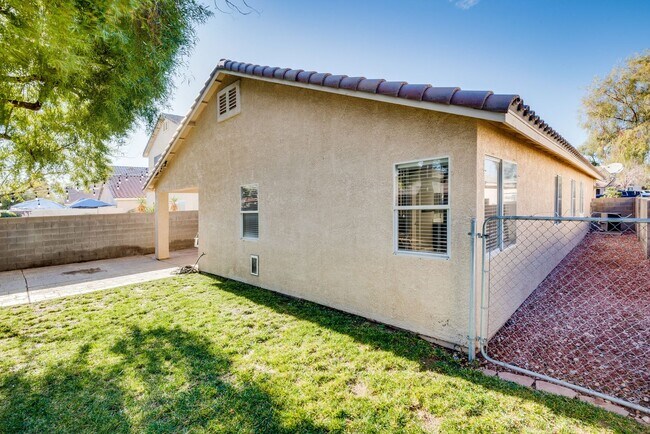 Building Photo - 8950 Manalang Rd
