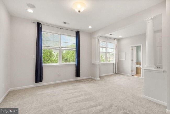 Building Photo - 8857 Yellow Hammer Dr