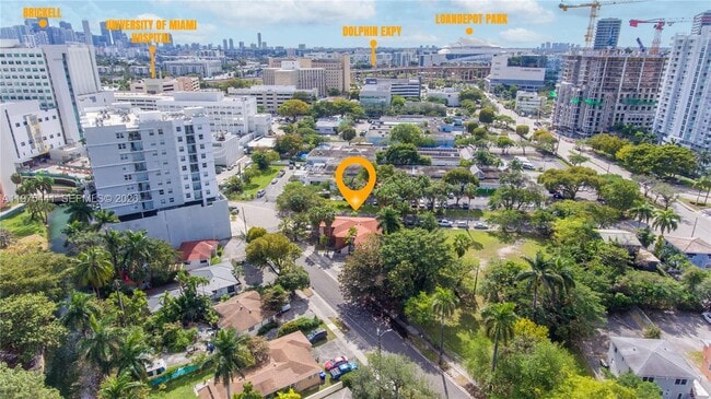 Building Photo - 1333 NW 15th St