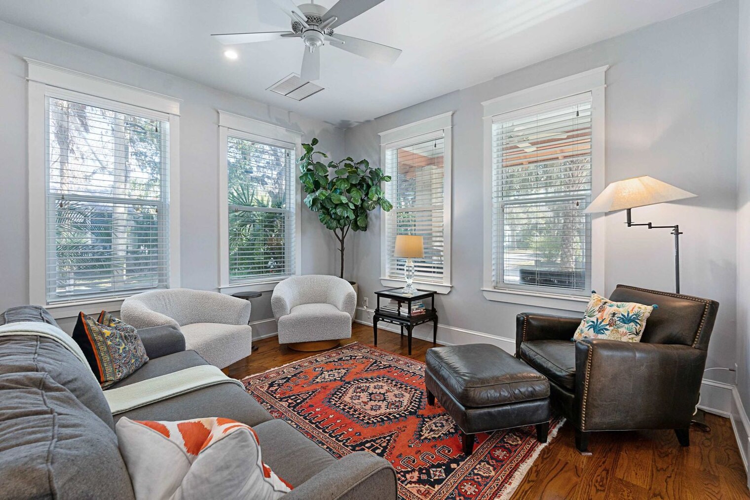 Building Photo - 146 Blanco St