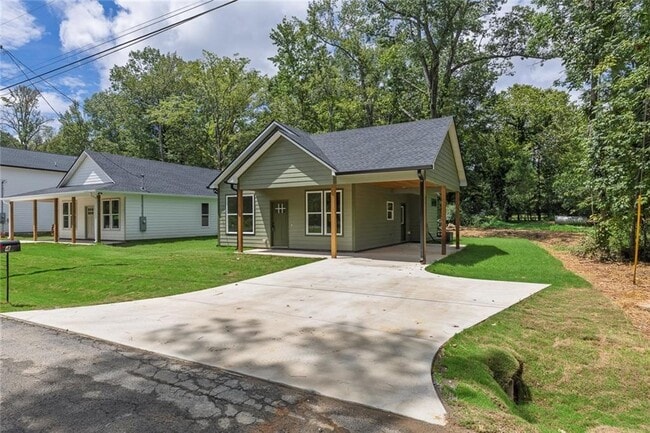 Building Photo - 3 Forsyth St NE