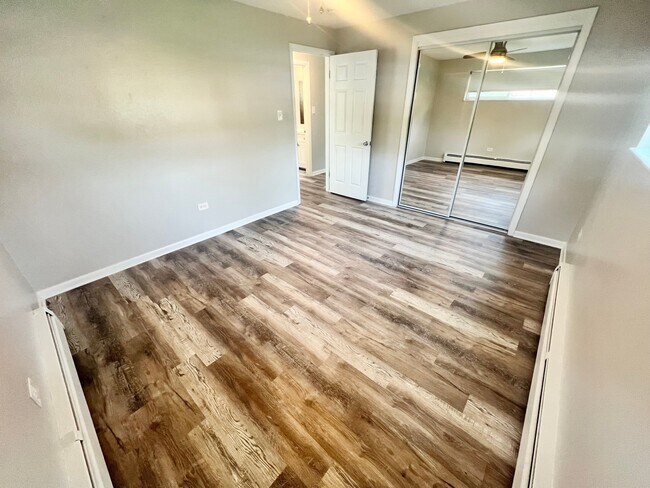 IMG_4189 - OAK NORTH APTS