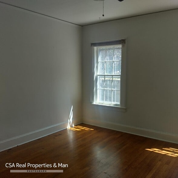 Building Photo - 1691 Beecher St SW