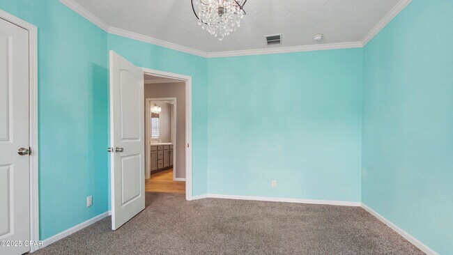 Building Photo - 108 N San Souci Blvd