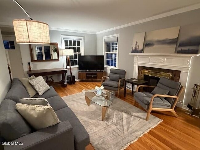 Building Photo - 135 Winthrop Ave