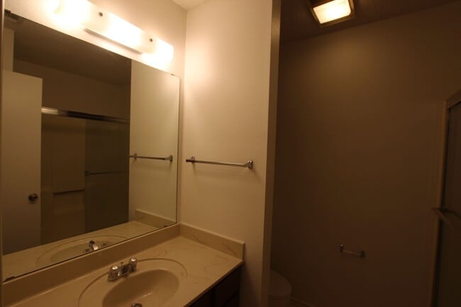 Building Photo - Available Now! 2 Bedroom 2 BathTownhome!