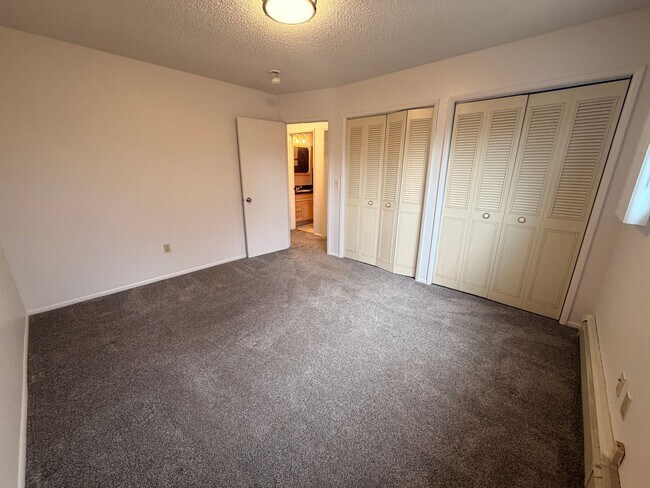 Building Photo - A beautiful and spacious (4) Bedroom home has what you need!