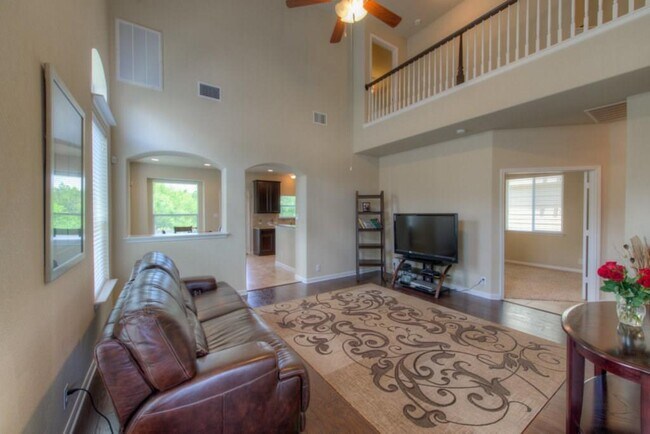Building Photo - 8520 White Ibis Dr