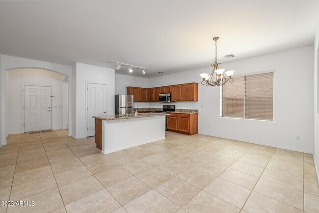 Building Photo - 3112 S 82nd Ln