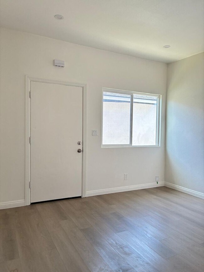 Building Photo - LA9521