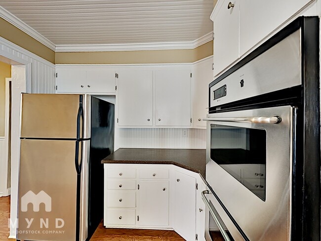 Building Photo - 2700 18th St