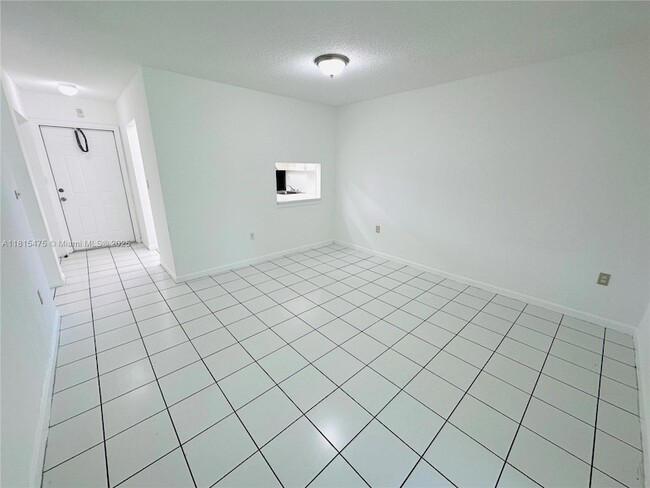 Building Photo - 505 NW 177th St