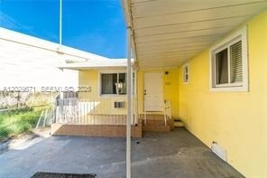 Building Photo - 1021 NW 23rd Ave
