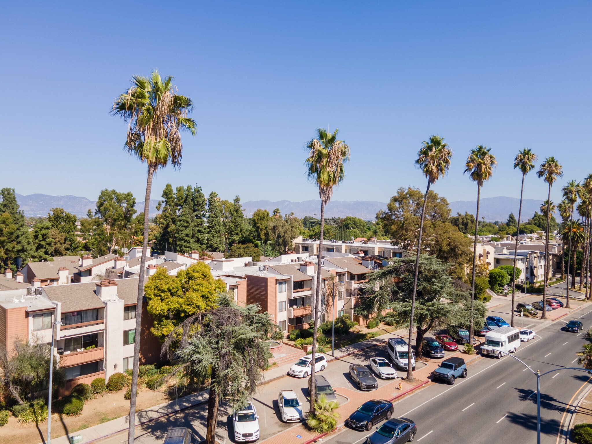 Building Photo - 15155 Sherman Way