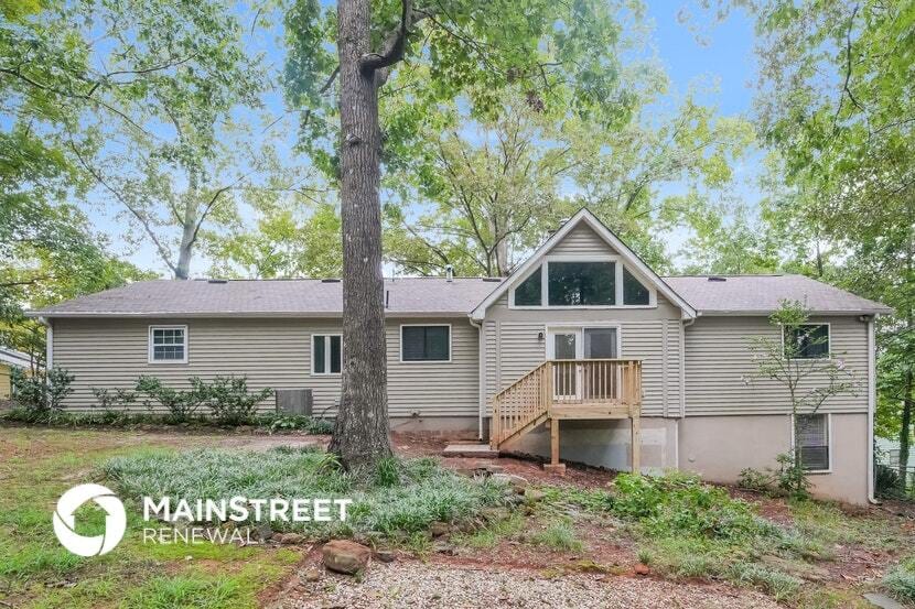 Building Photo - 153 Trickum Hills Dr