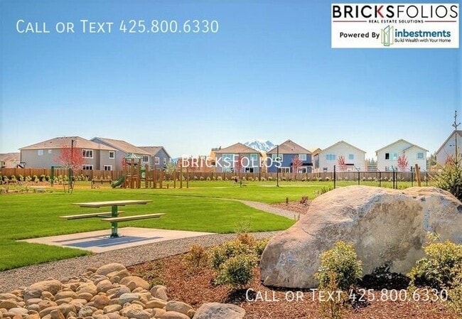 Building Photo - Your Next Chapter Begins Here – Comfort in Puyallup