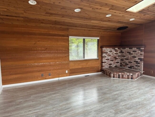 Building Photo - 94217 Terrace Garden Way