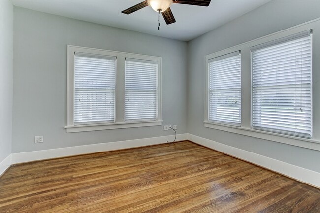 Building Photo - 2417 Huldy St