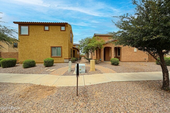 Building Photo - 4726 W Fremont Rd.