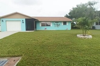 Building Photo - 305 Hammock Terrace