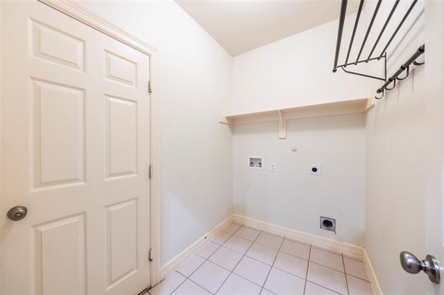 Building Photo - 4501 Brighton Dr