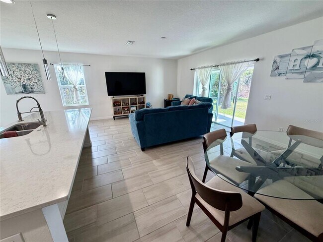 Building Photo - 1603 Cloudy Ct