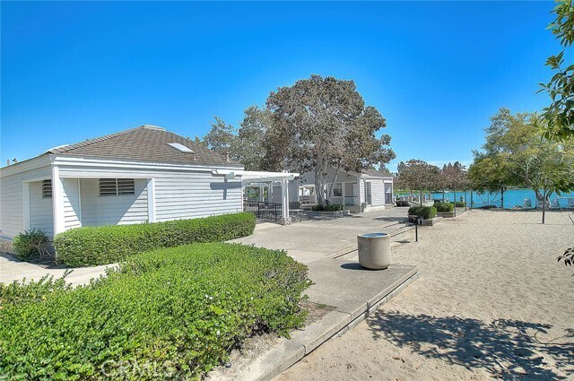 Building Photo - 21 Sandpiper