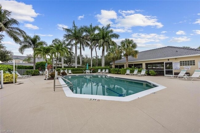 Building Photo - 25727 Lake Amelia Way