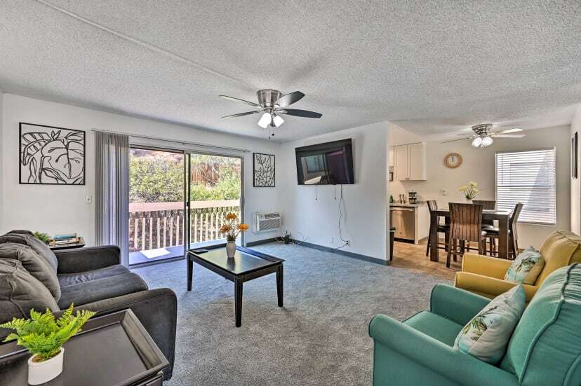 Building Photo - 5760 Jackson Dr