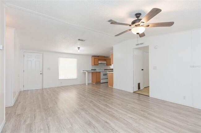 Building Photo - 14130 Bowie Rd