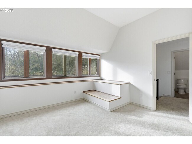 Building Photo - One-of-a-Kind 5BR Home with Floor-to-Ceiling Windows, Wraparound Decks & Breathtaking Treeline Views