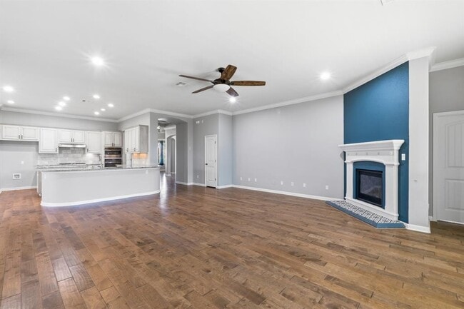 Building Photo - 2508 Hilltop Divide Ln