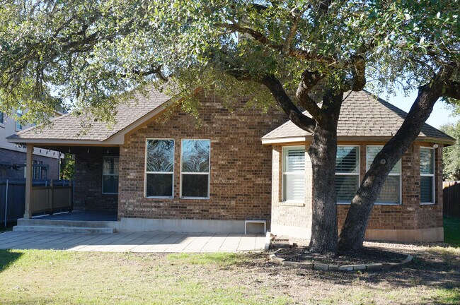 Building Photo - 6620 Estana Ln