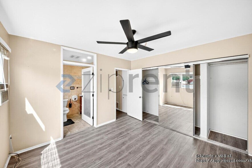 Building Photo - 1435 N Fairfax Ave