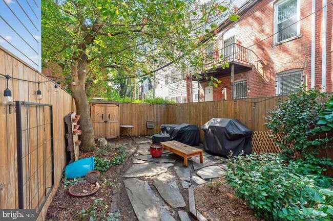 Building Photo - 1450 Fairmont St NW