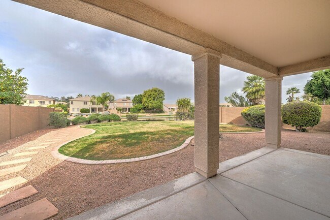 Building Photo - 3720 S Heath Way