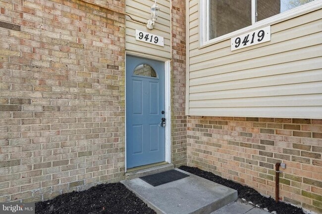 Building Photo - 9419 Merryrest Rd