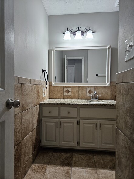 Building Photo - 6483 Gaddis Dr