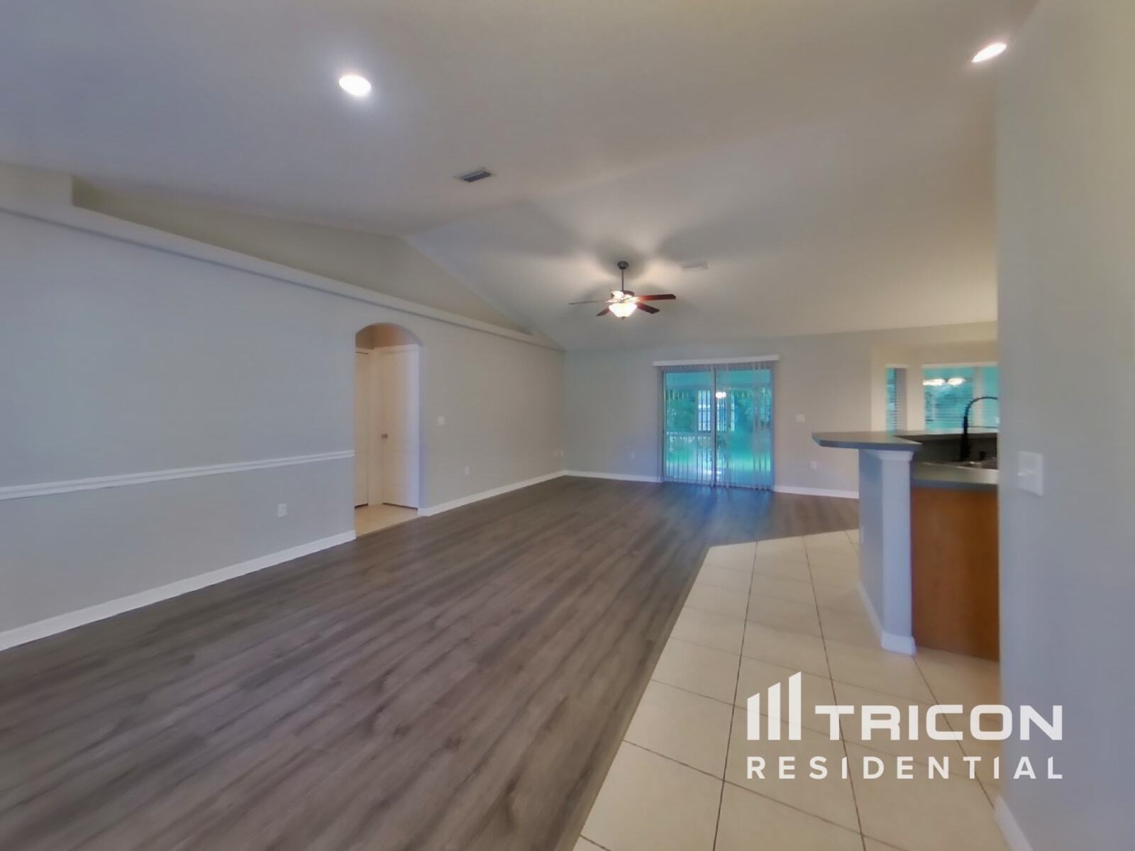 Building Photo - 231 Debary Dr