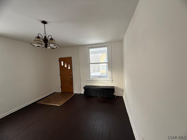 Building Photo - 85-87 Grass Ave