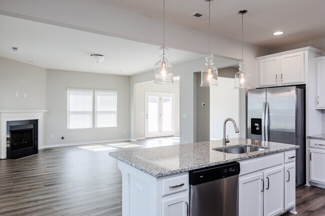 Building Photo - 628 Metro Sta